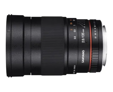 Samyang 135mm f/1.8 FE AF